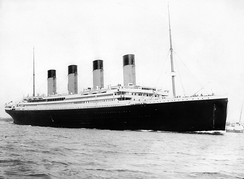 処女航海で沈没したタイタニック号の貴重な写真